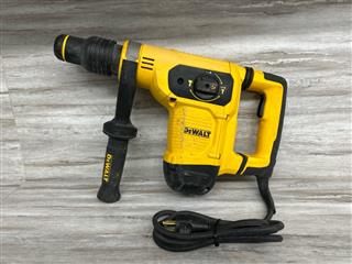 DeWalt D25481 1-9/16in SDS Max Combination Rotary Hammer Corded